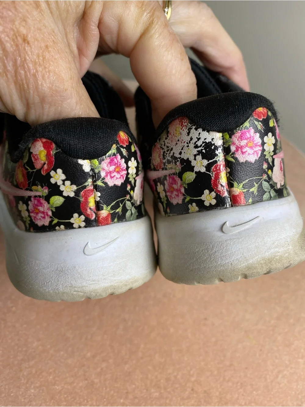 NIKE Star Runner-2 Little Girl Sneakers Black Pink Floral 9C